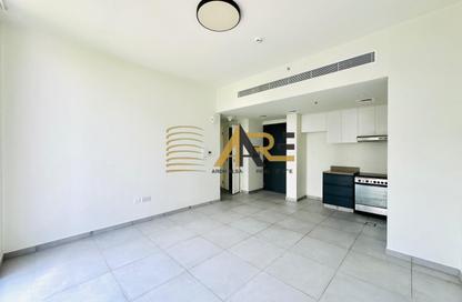 Apartment - 1 - 1 for rent in East Village - Aljada - Sharjah