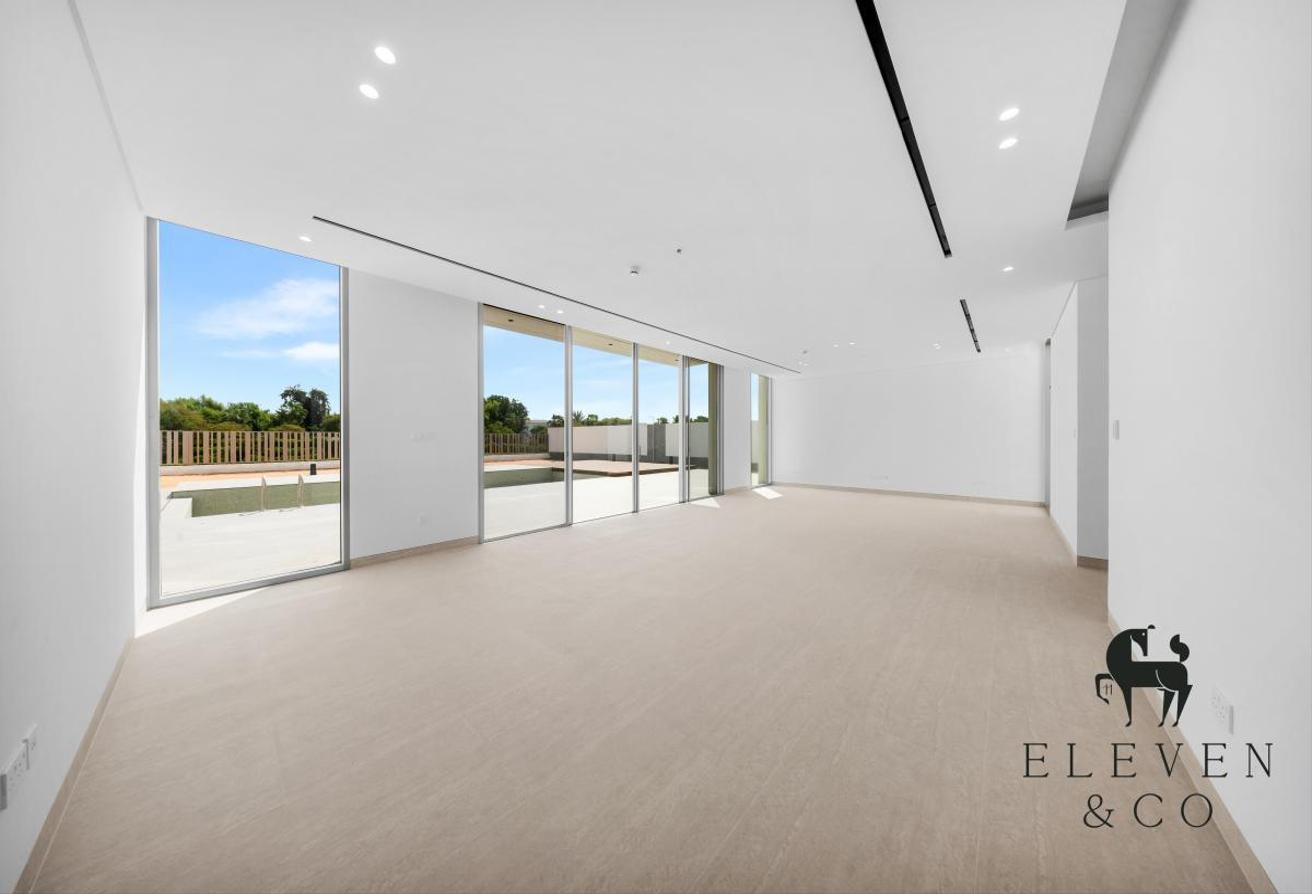 Lakefront Luxury | Brand New | Ready Now photo 4