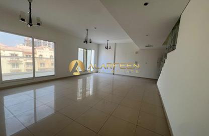 Apartment - 3 - 4 for rent in Royal JVC Building - District 10 - Jumeirah Village Circle - Dubai