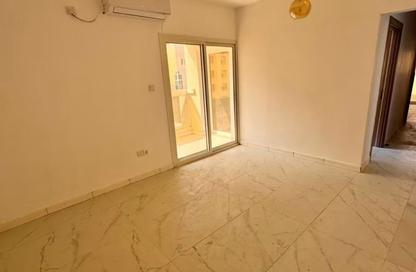Apartment - 3 Bedrooms - 3 Bathrooms for rent in Business Tower - Al Majaz 2 - Al Majaz - Sharjah
