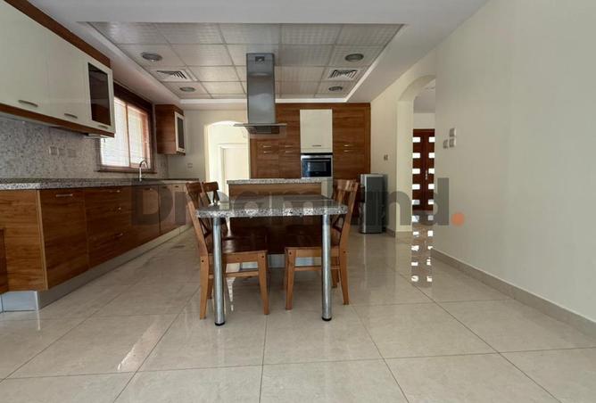 79384853 - صورة العقار 2