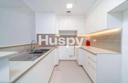 Apartment - 3 Bedrooms - 4 Bathrooms for sale in Zahra Apartments 1A - Zahra Apartments 1 - Zahra Apartments - Town Square - Dubai