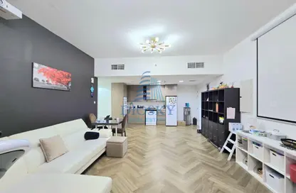 Apartment - 1 Bedroom - 2 Bathrooms for sale in Gardenia 1 - Emirates Gardens 1 - Jumeirah Village Circle - Dubai