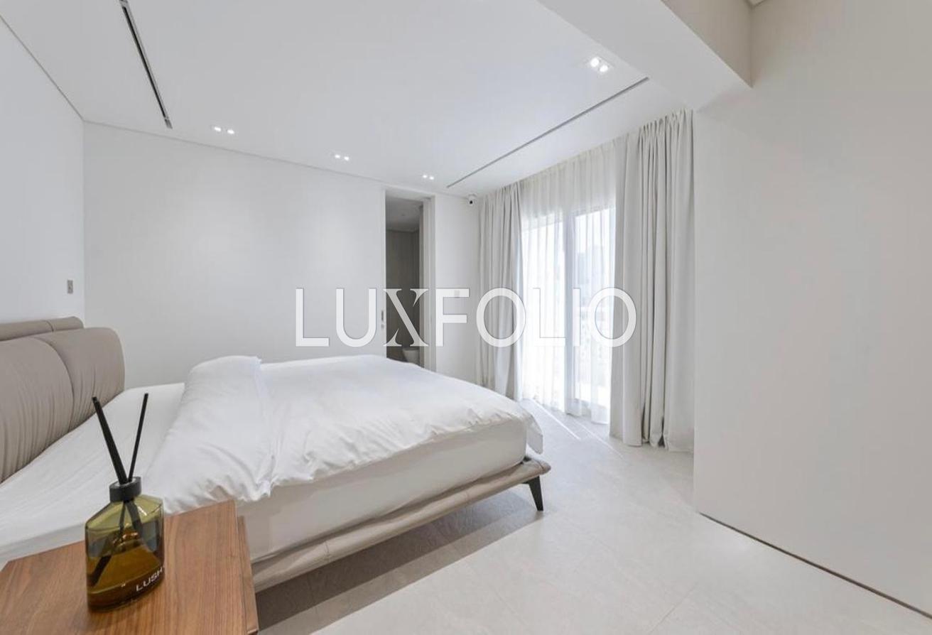 Unique | Beautifully Renovated | Open Plan Living photo 12