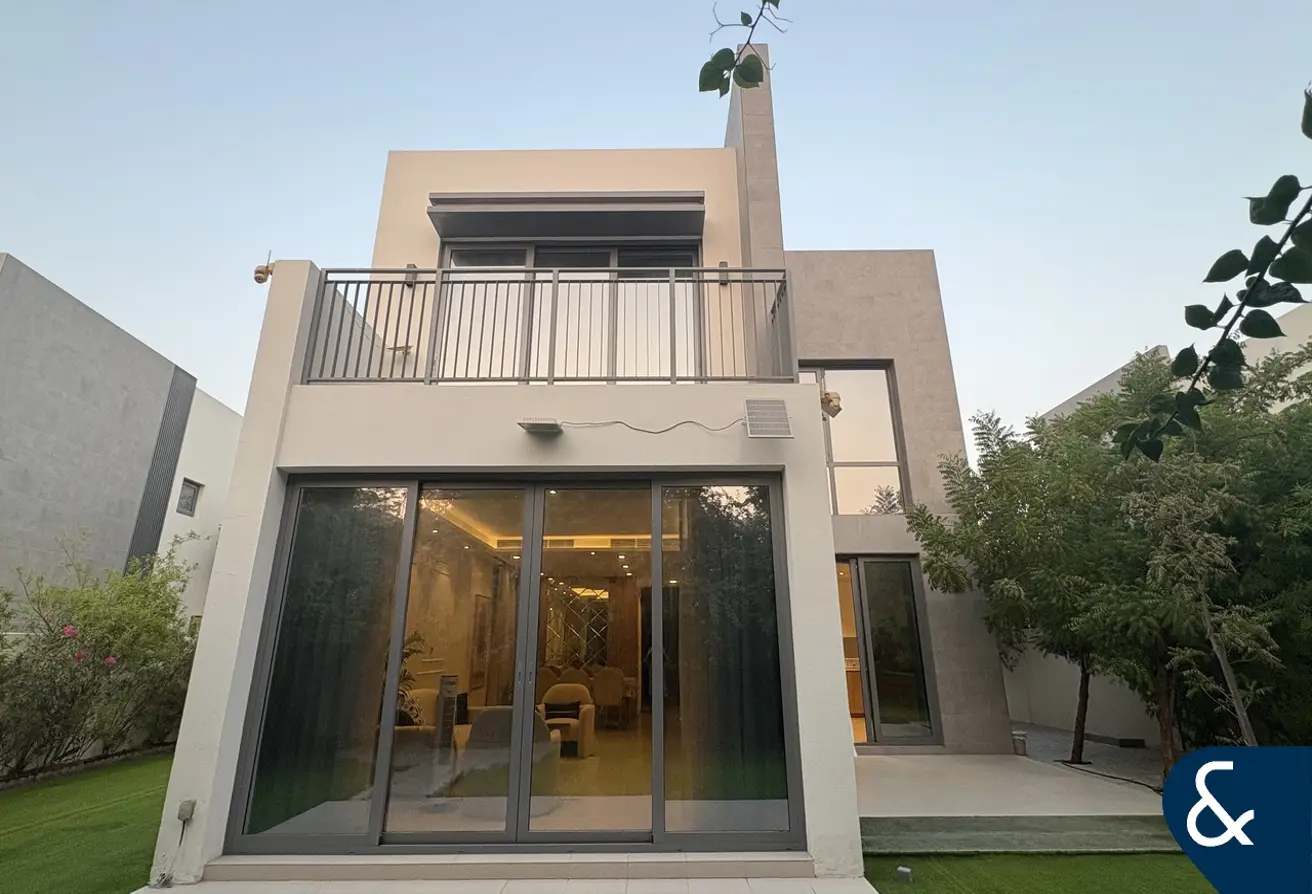 156920915 - Property Main Image