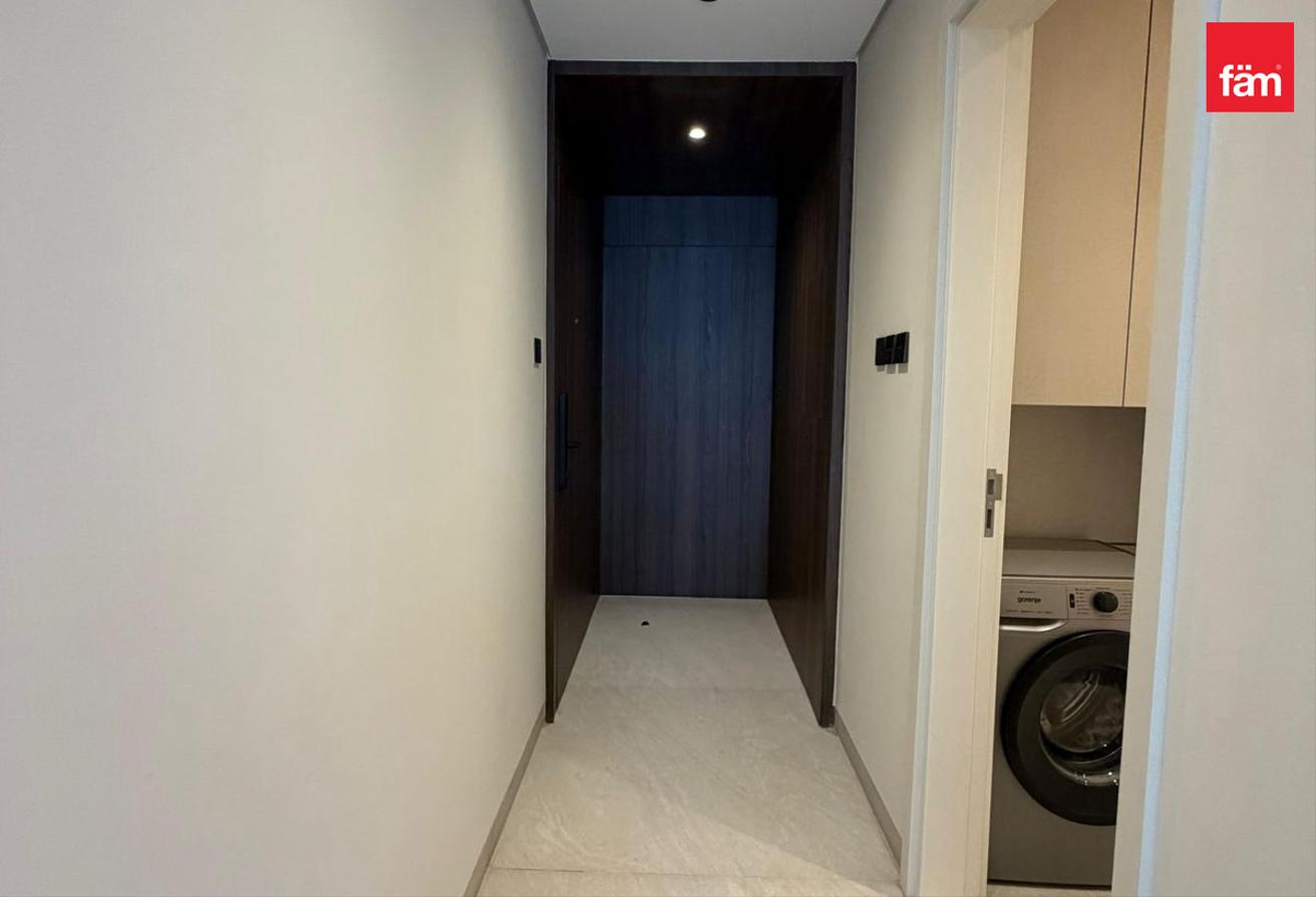 Vacant | Spacious Studio | 4 Cheques photo 9