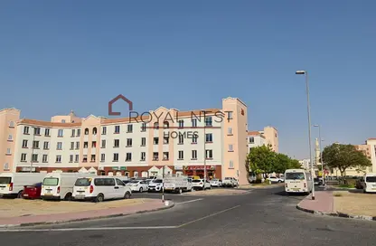شقة - غرفة نوم - 2 حمامات للبيع في زد05 - طراز إنجليزي - المدينة العالمية - دبي