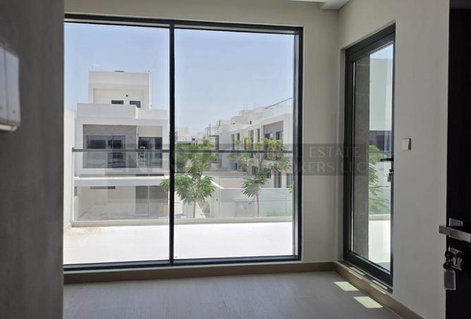 136999037 - صورة العقار 3