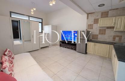 شقة - 1 للبيع في برج حمزة - مدينة دبي الرياضية - دبي