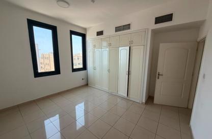 Apartment - 2 Bedrooms - 2 Bathrooms for rent in Safia Tower - Al Majaz 3 - Al Majaz - Sharjah