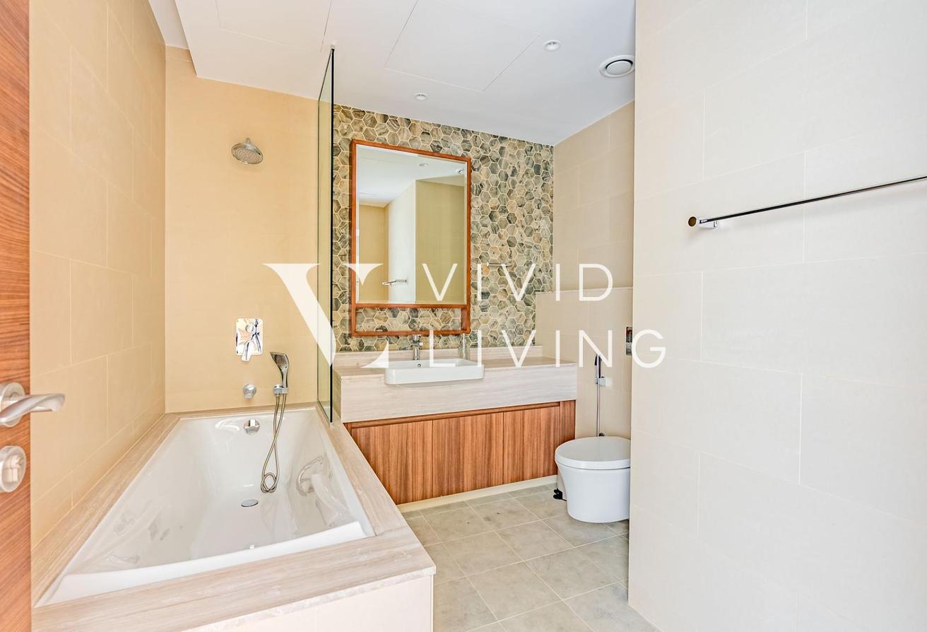Garden View | Modern Furnishings | Vacant photo 18