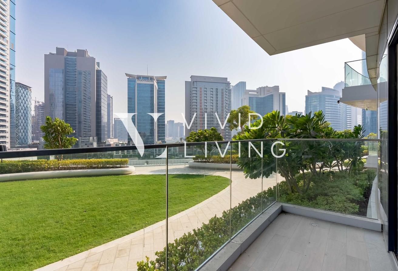 Garden View | Modern Furnishings | Vacant photo 8
