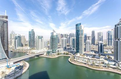 Apartment - 1 Bedroom - 2 Bathrooms for rent in Fairfield Tower - Park Island - Dubai Marina - Dubai