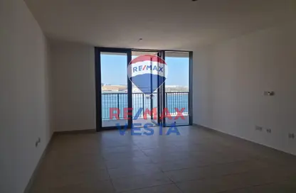 شقة - غرفة نوم - 2 حمامات للايجار في A - الزينة - شاطئ الراحة - أبوظبي