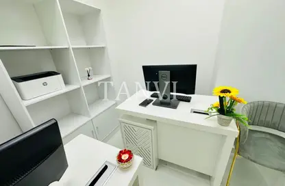 Office Space - 1 Bedroom - 1 Bathroom for rent in Reem Residency - Al Karama - Dubai