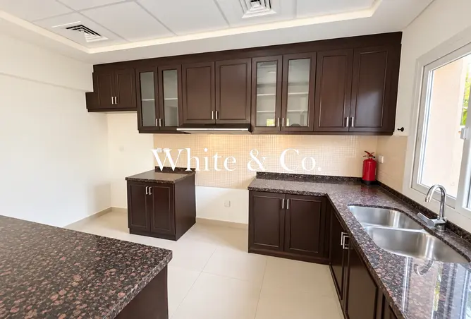 156015750 - Property Image 3