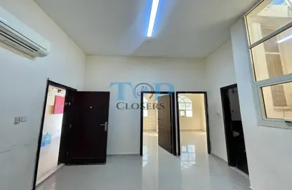 Apartment - 3 Bedrooms - 2 Bathrooms for rent in Mreifia - Al Markhaniya - Al Ain