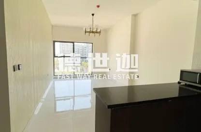 Apartment - 2 Bedrooms - 2 Bathrooms for rent in Lawnz by Danube Block 1 - Lawnz by Danube - International City - Dubai