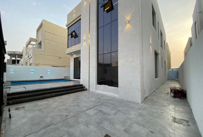 137868042 - Property Main Image