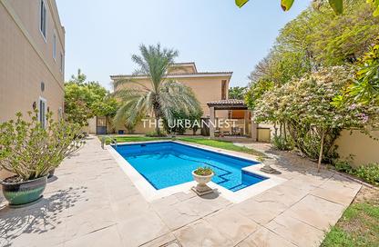 Villa - 5 - 5 for sale in The Centro - The Villa - Dubai