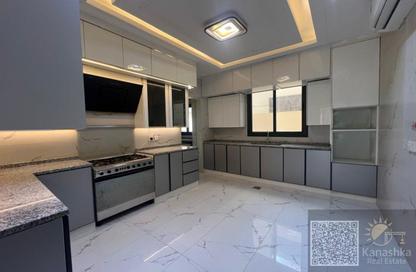 Villa - 5 - 7+ for sale in Al Yasmeen - Ajman