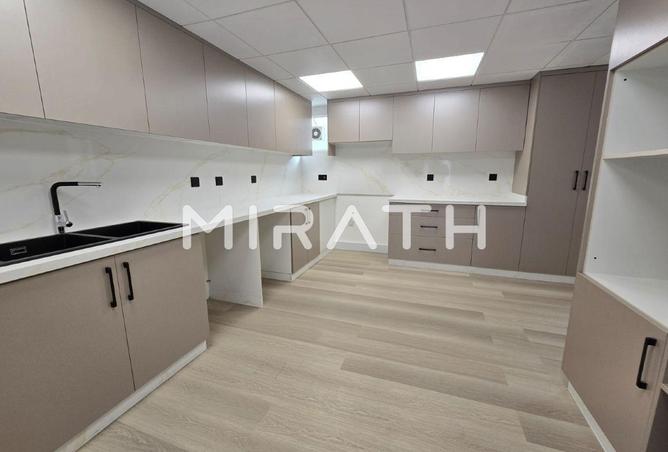 73120787 - Property Image 2