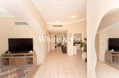 Villa - 4 Bedrooms - 3 Bathrooms for rent in Deema 1 - Deema - The Lakes - Dubai