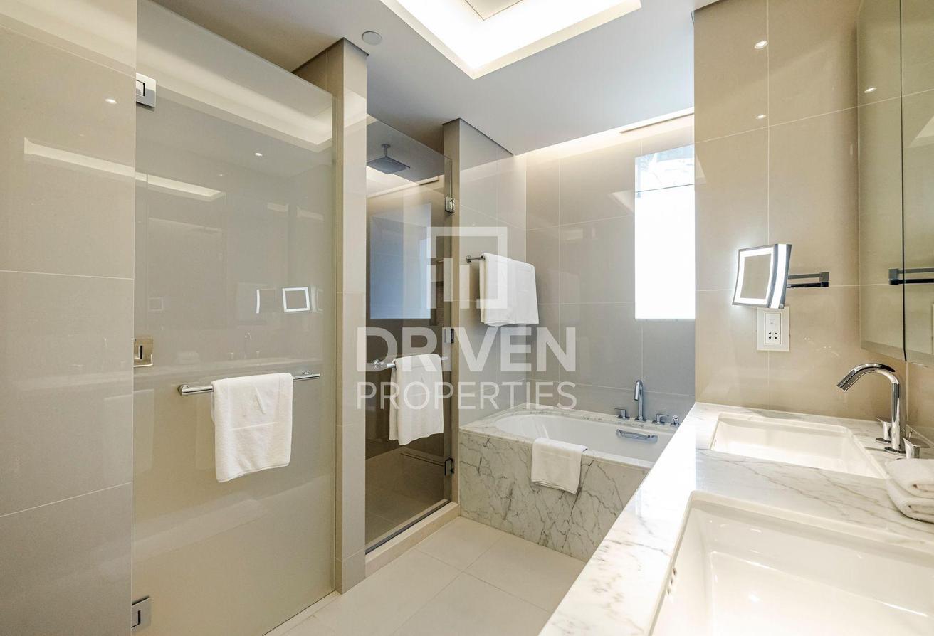 Well Maintained Unit | Top Amenities | Vacant photo 9