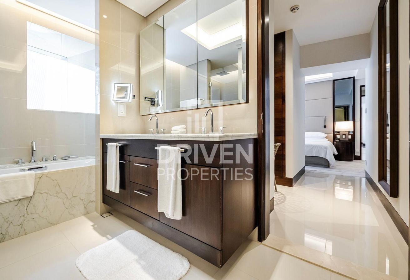 Well Maintained Unit | Top Amenities | Vacant photo 10