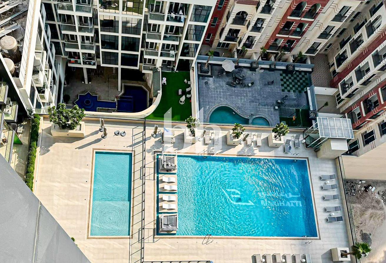 Furnished | Mid Floor | 1 Bedroom Apartment photo 17