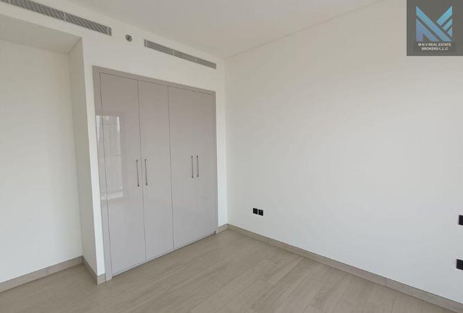 81111118 - Property Image 3