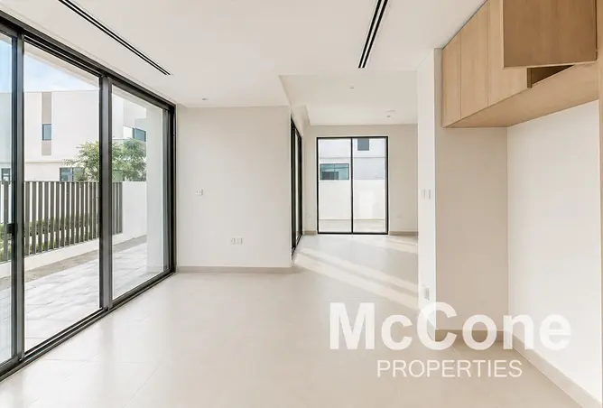145512302 - Property Image 2