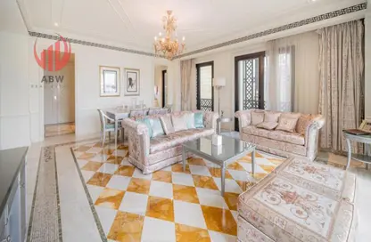 Apartment - 1 Bedroom - 2 Bathrooms for rent in Palazzo Versace - Culture Village - Dubai