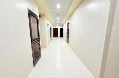 Apartment - 2 - 2 for rent in Fire Station Road - Muwaileh - Sharjah Apartment - 2 - 2 for rent in Fire Station Road - Muwaileh - Sharjah