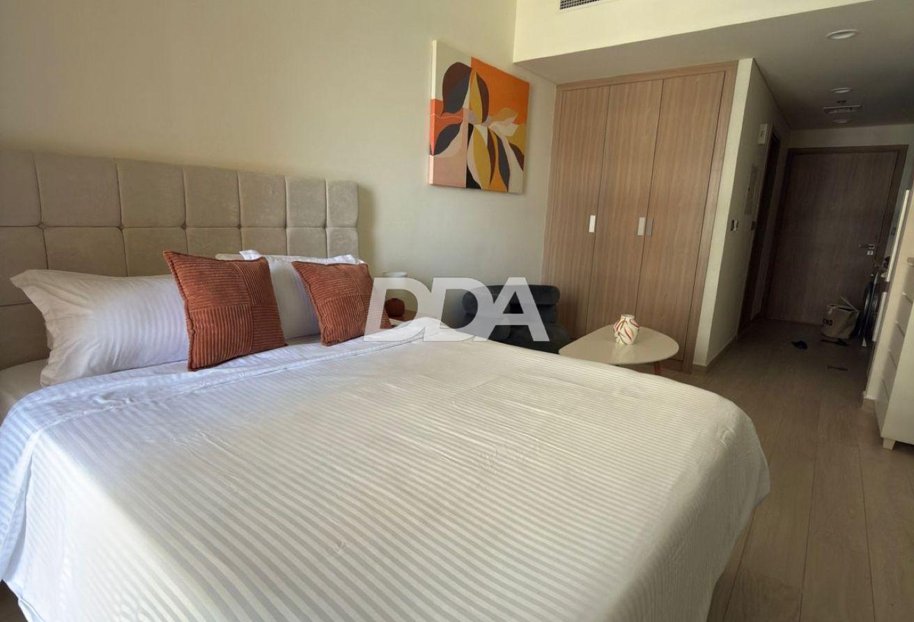 FULLY FURNISHED | BALCONY | PRIME STUDIO | MEYDAN photo 12