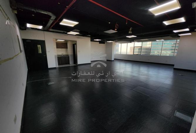 100829823 - Property Image 3