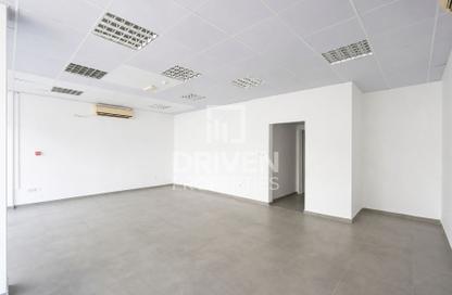 Shop - Studio - 1 for rent in Building X10 - England Cluster - International City - Dubai Shop - Studio - 1 for rent in Building X10 - England Cluster - International City - Dubai