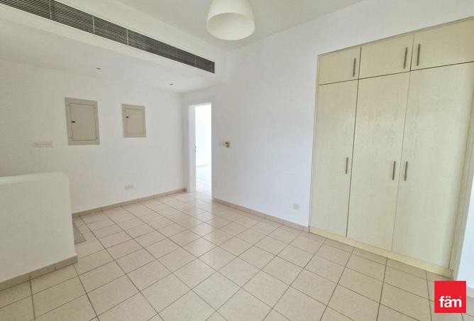 76574483 - صورة العقار 3