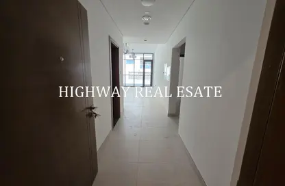 Apartment - 1 Bedroom - 2 Bathrooms for rent in Muwaileh 29 Building - Muwaileh - Sharjah