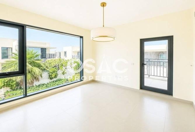 100848918 - Property Image 3