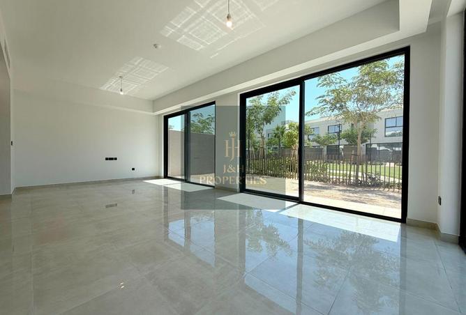 99989563 - Property Image 2