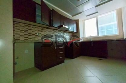 Apartment - 5 Bedrooms - 6 Bathrooms for rent in Al Danah - Abu Dhabi Apartment - 5 Bedrooms - 6 Bathrooms for rent in Al Danah - Abu Dhabi