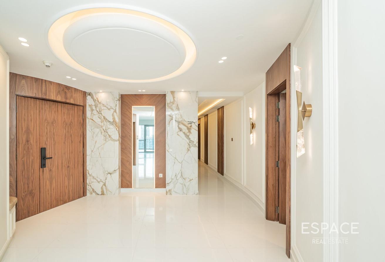 Fully upgraded | Marina view photo 8