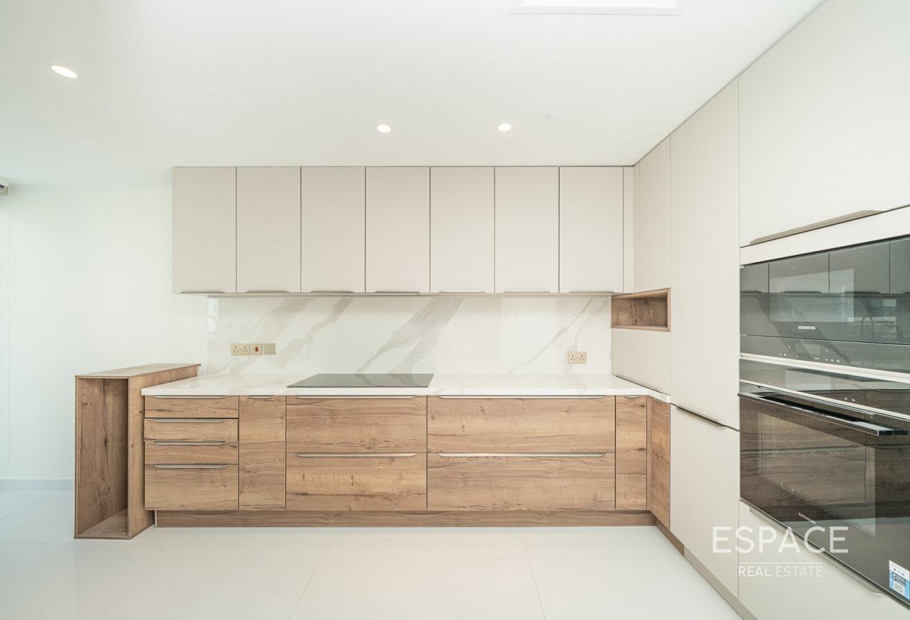 Fully upgraded | Marina view photo 5