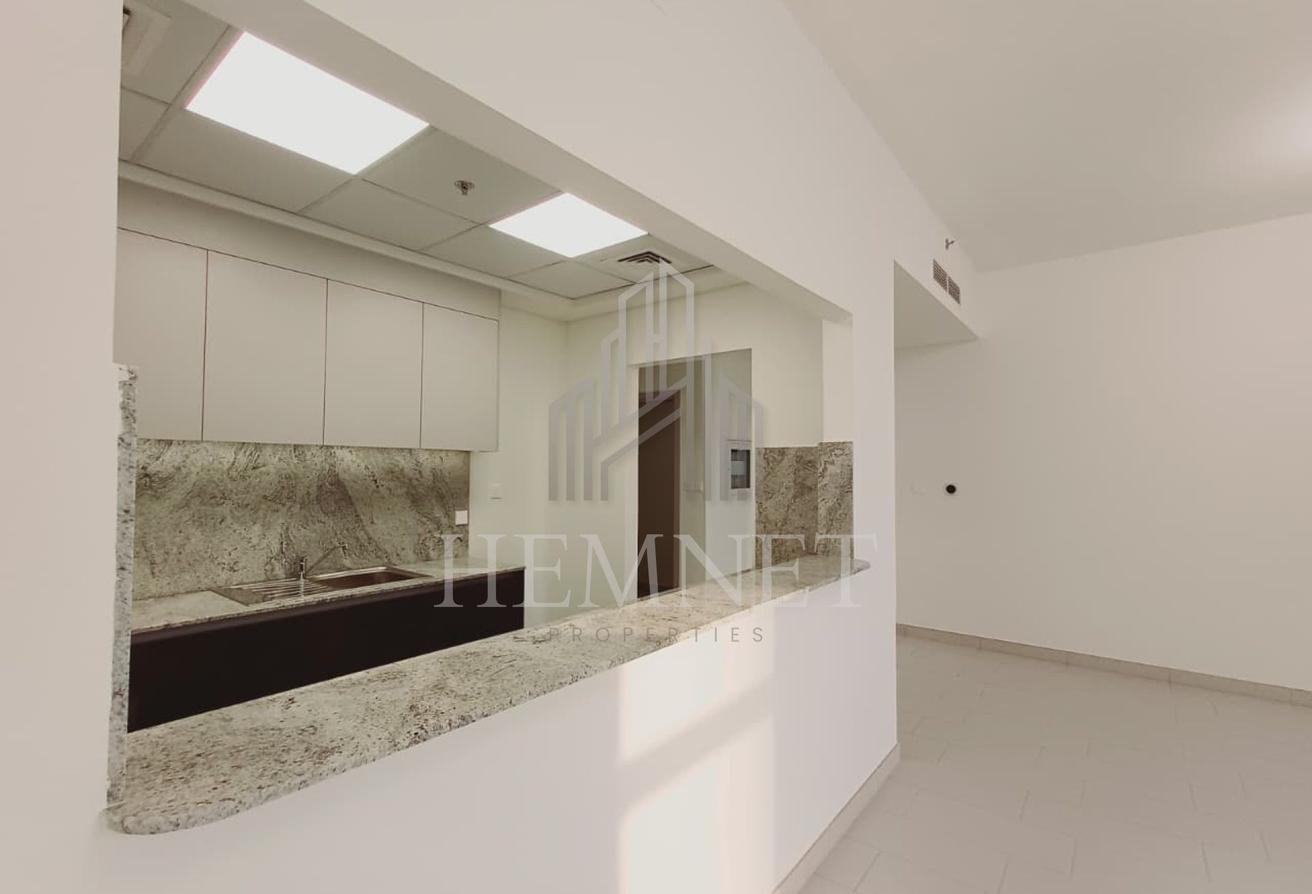 Best Layout 1BR | Near Metro | Chiller Free photo 9