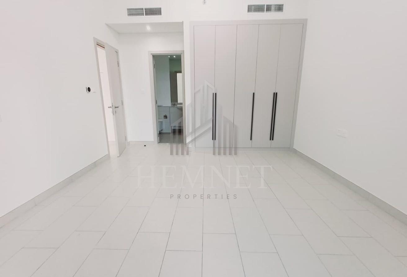 Best Layout 1BR | Near Metro | Chiller Free photo 12