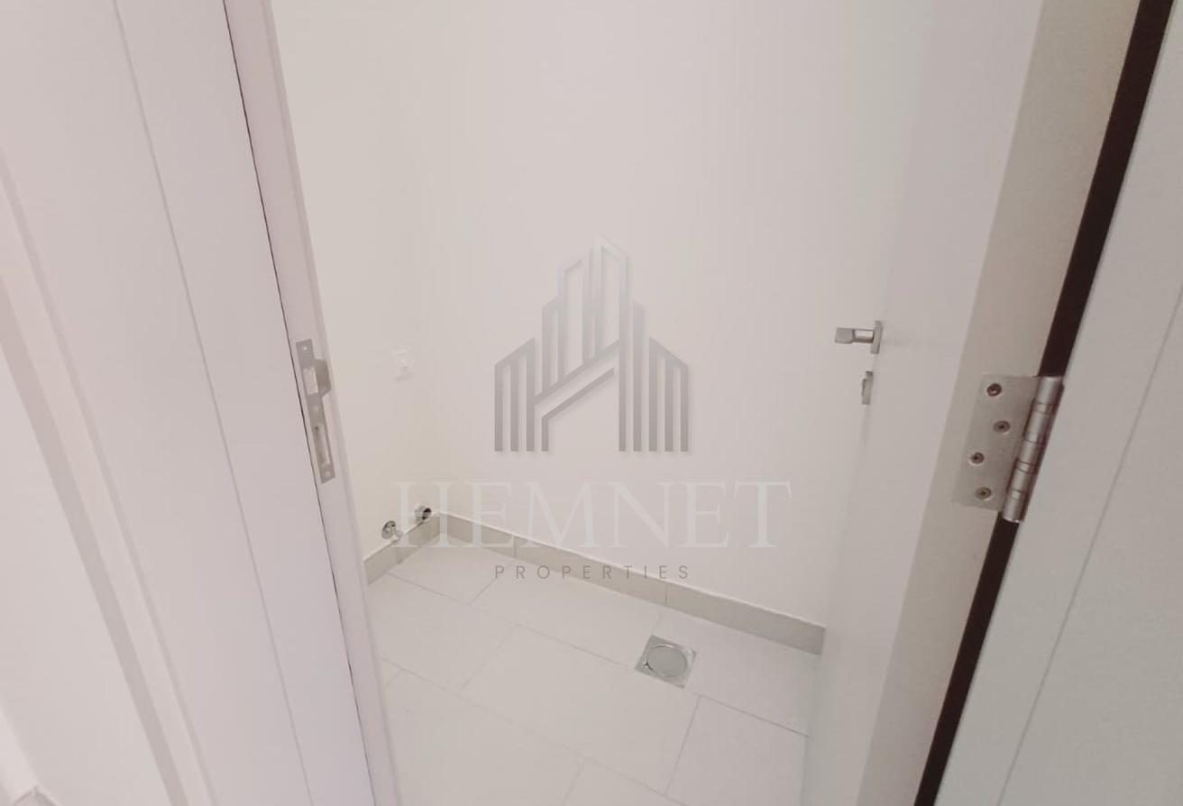 Best Layout 1BR | Near Metro | Chiller Free photo 18