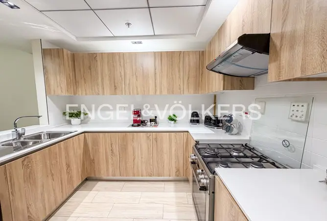 126565183 - Property Image 3