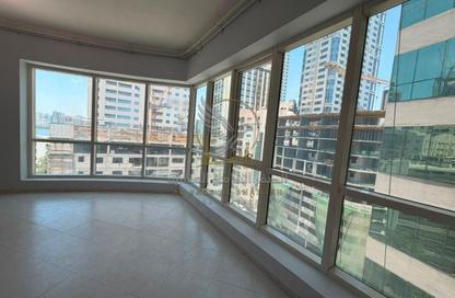 Apartment - 1 Bedroom - 2 Bathrooms for rent in Al Majaz 3 - Al Majaz - Sharjah Apartment - 1 Bedroom - 2 Bathrooms for rent in Al Majaz 3 - Al Majaz - Sharjah