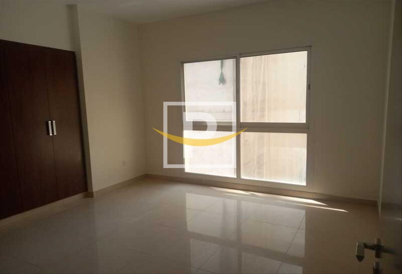 Prime Location | Spacious 1BR | Community View photo 11